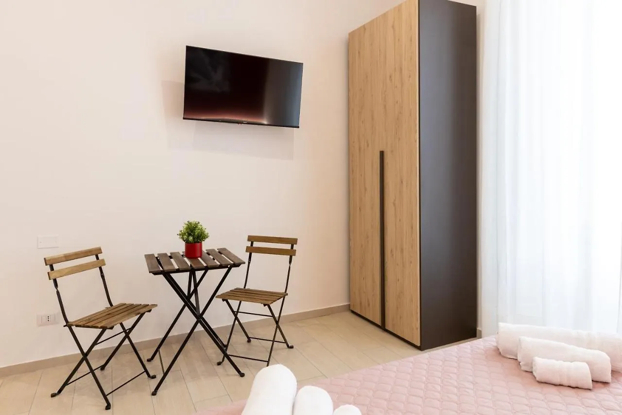 The Heart Guest House Naples