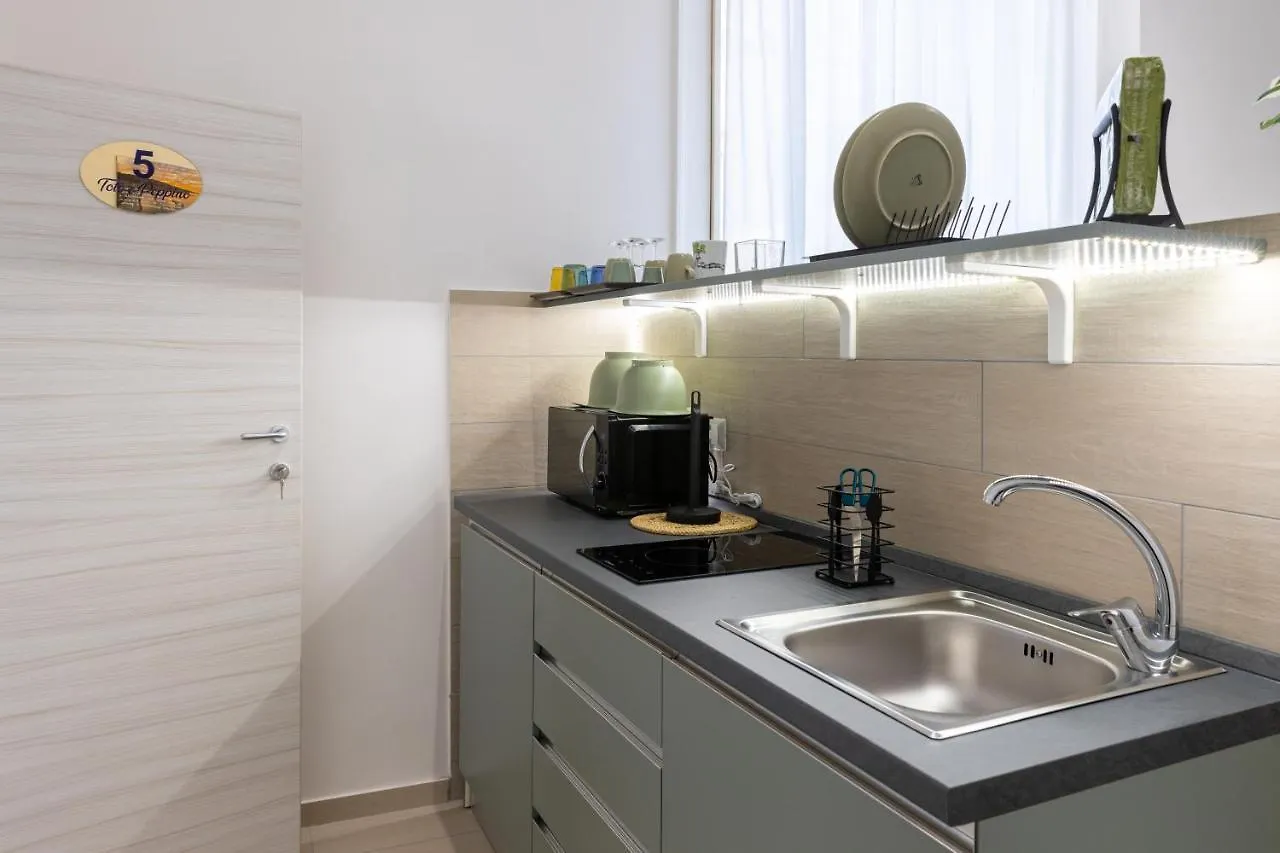 The Heart Guest House Naples
